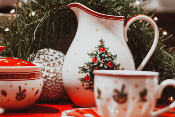 Top 8 Christmas Tree Dinnerware Sets for A Festive Tablescape