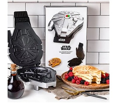 Star Wars Deluxe Millennium Falcon Waffle Maker