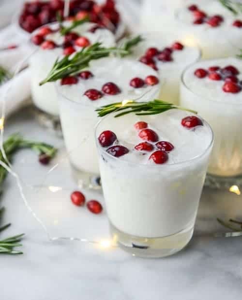 10 Easy Christmas Cocktail Recipes