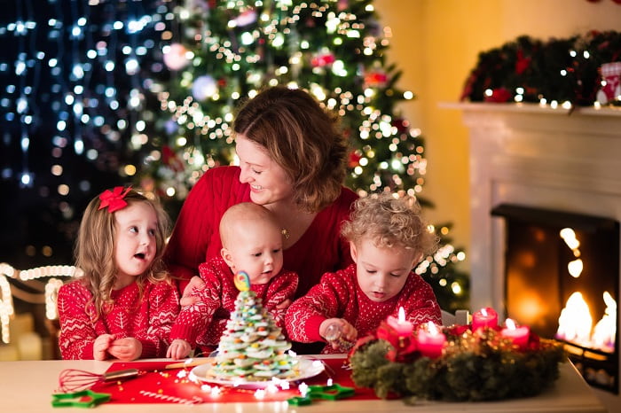 25 Christmas Eve Activities That Your Family Will Love