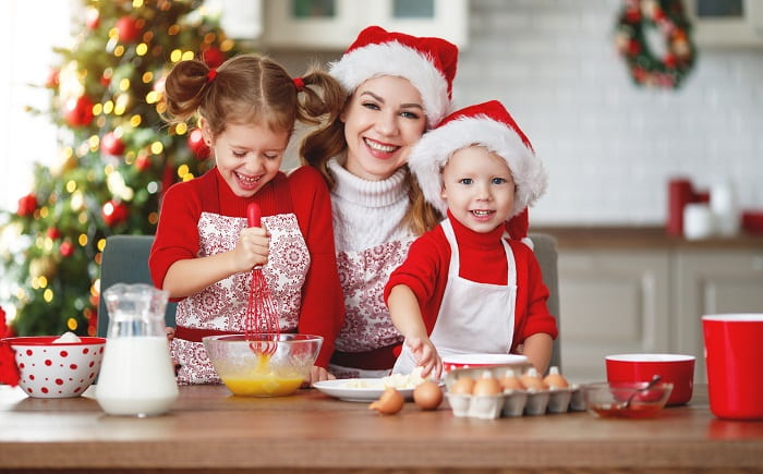 33 Family Christmas Traditions to Make the Season Memorable