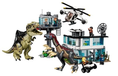 Giganotosaurus & Therizinosaurus Attack LEGO Set